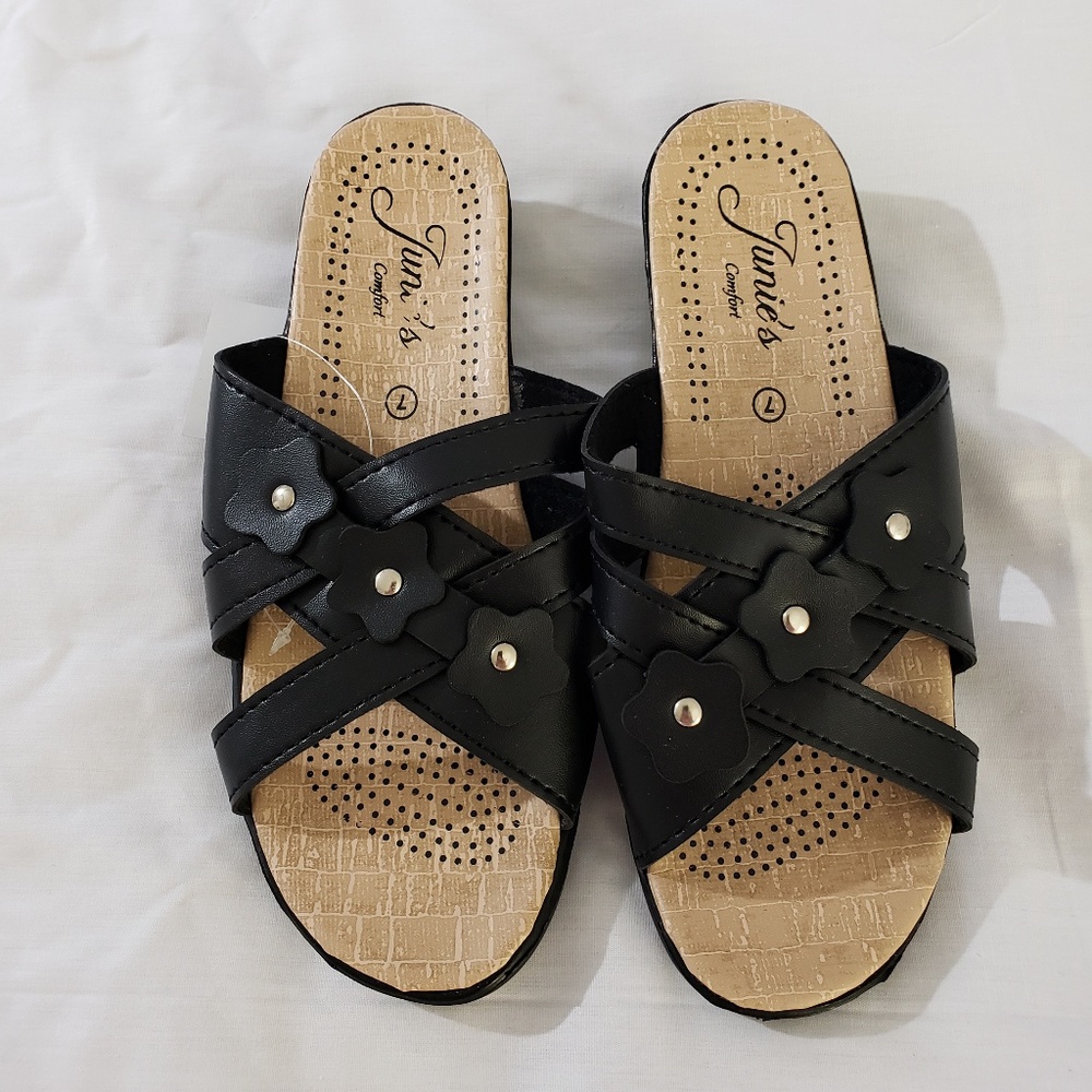 Junie's Black Comfort Slip-On Sandals Size 7